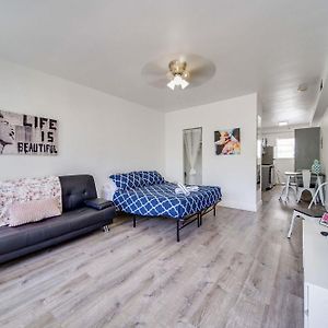 Deco Ocean Dr Deal, W/2 Queen Beds, South Beach